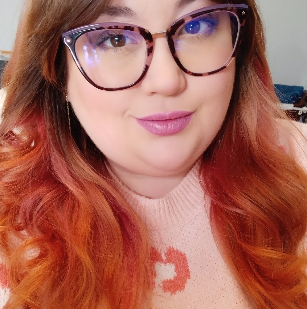 Meet your Posher, April